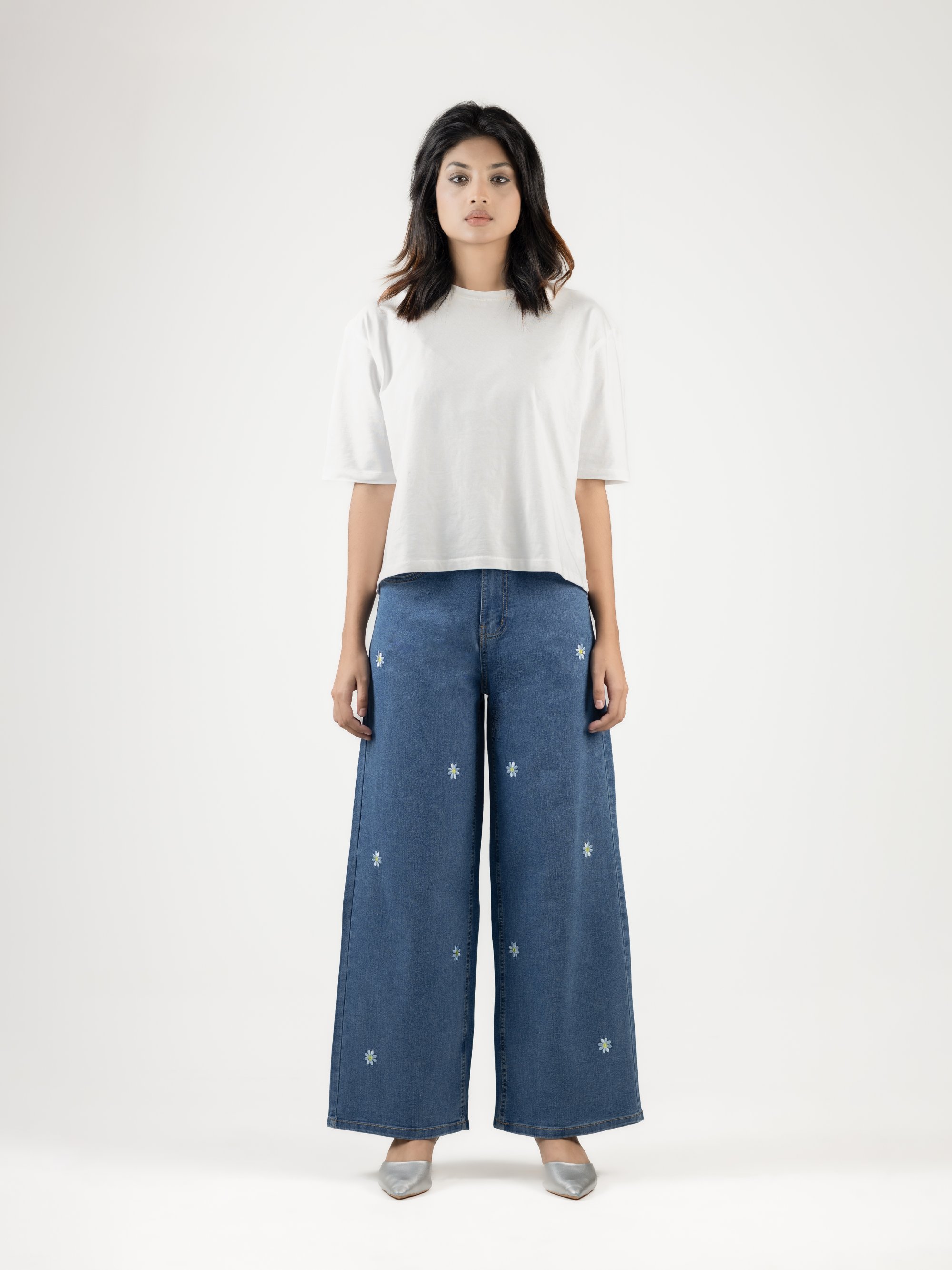 Garden Girl Denim || 21030 gallery picture 2