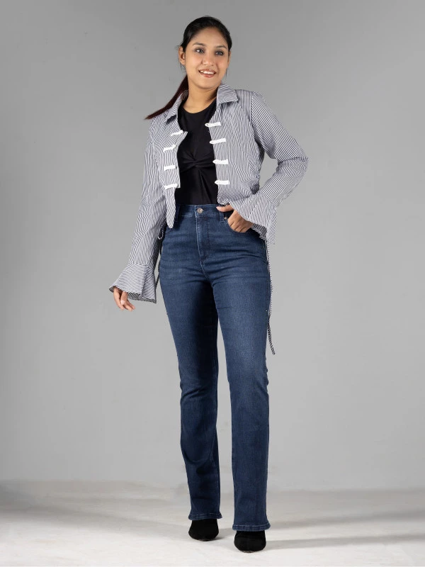 Freha Flares High Waist Jean's || 3044 alternative angle