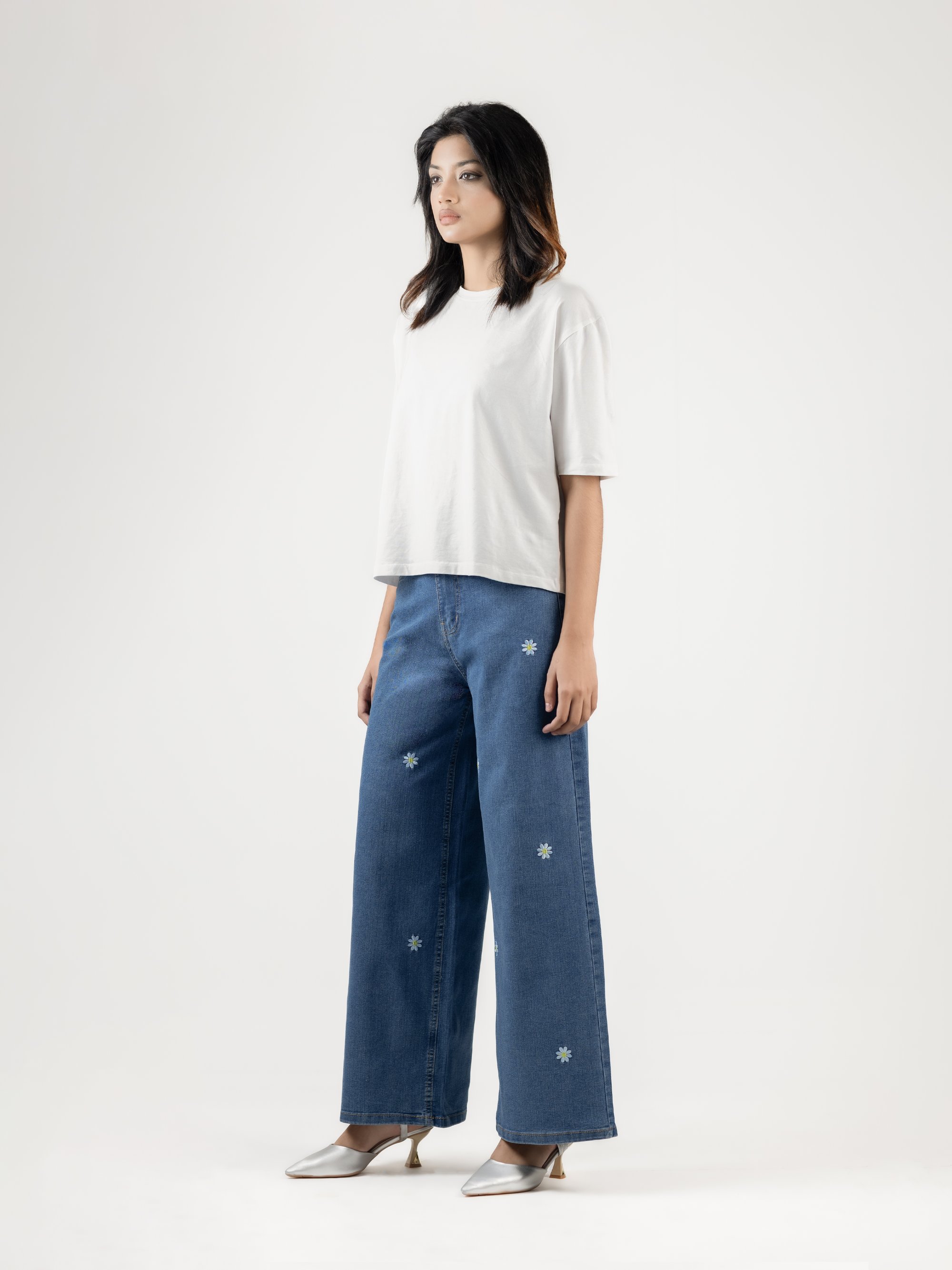 Garden Girl Denim || 21030 gallery picture 4