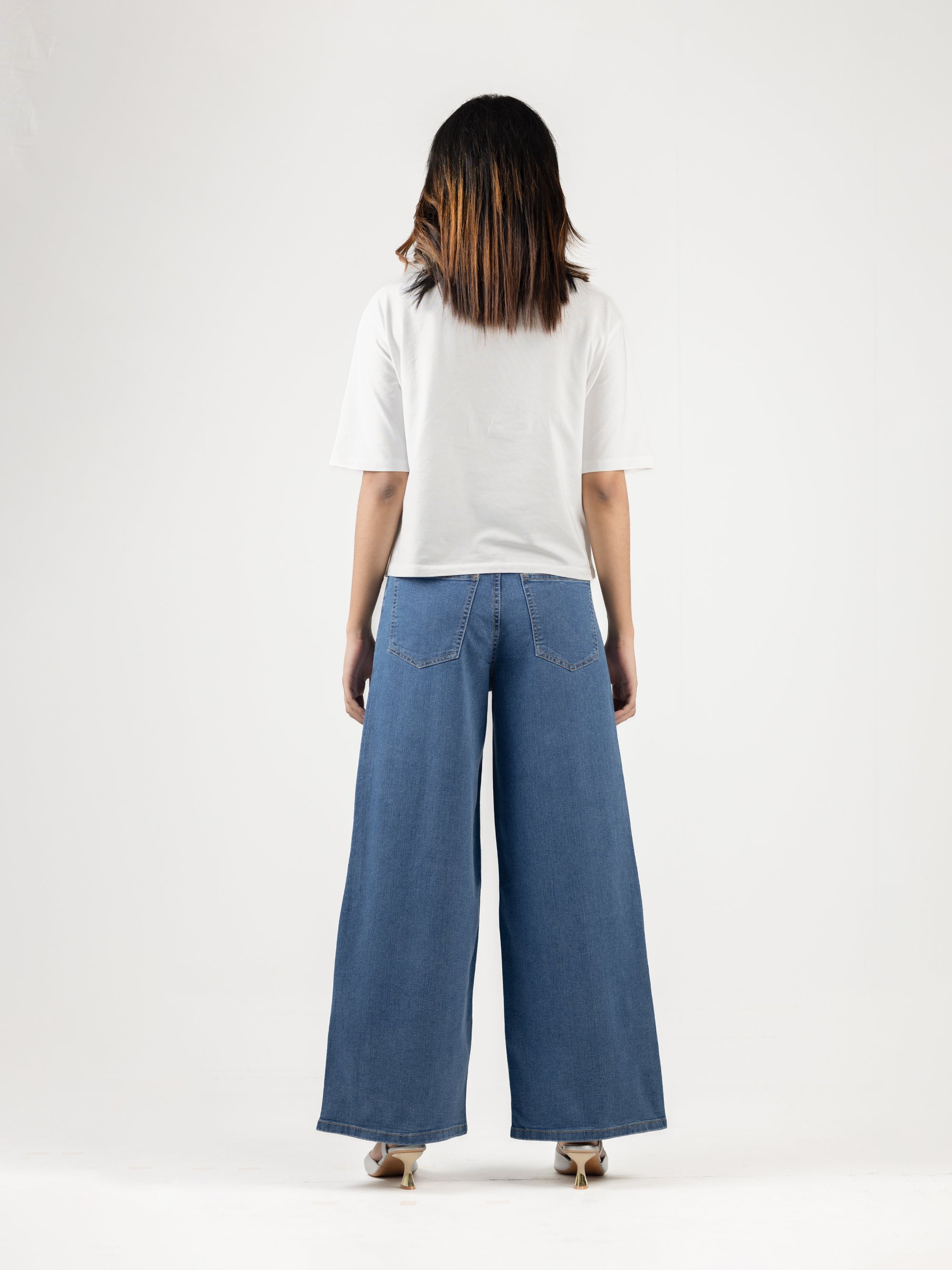 Garden Girl Denim || 21030 gallery picture 5